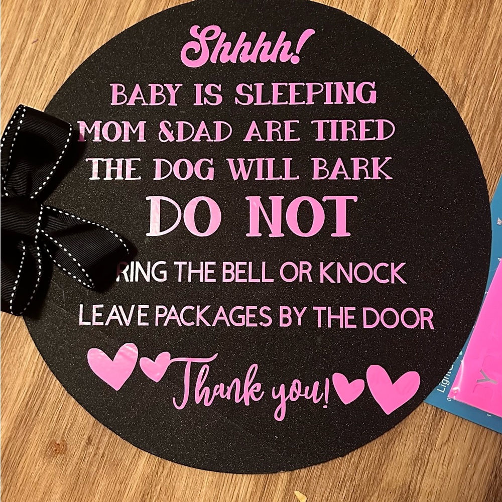 Baby door hanger